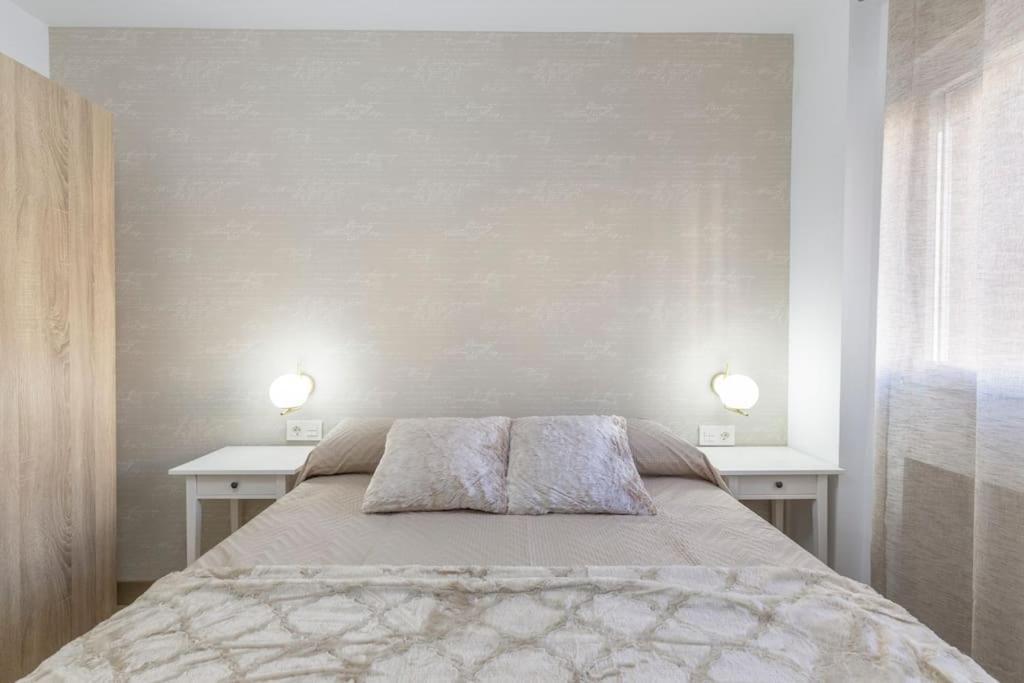 Neptuno Deluxe Apartment Granada Exterior photo