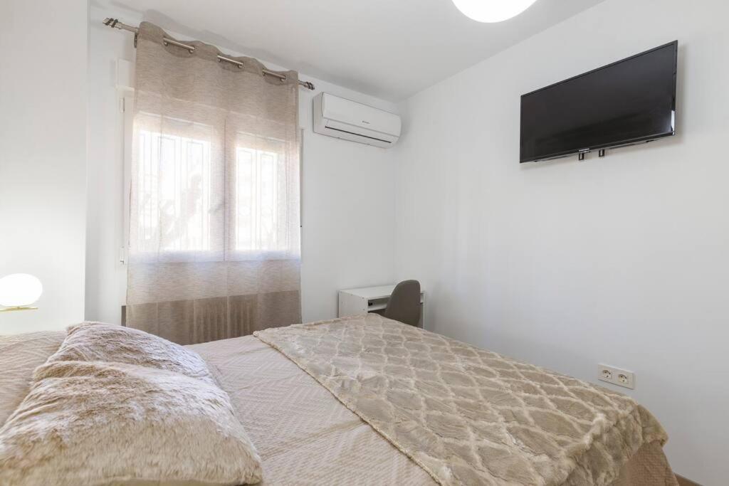 Neptuno Deluxe Apartment Granada Exterior photo